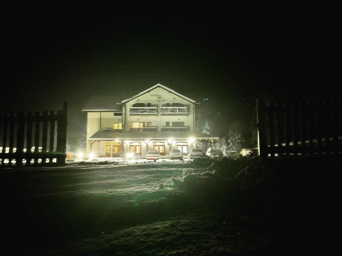 Pensiunea Stella Dragus Exteriér fotografie